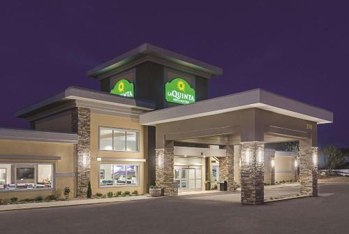 La Quinta Inn & Suites by Wyndham Fort Collins Colorado - image 2