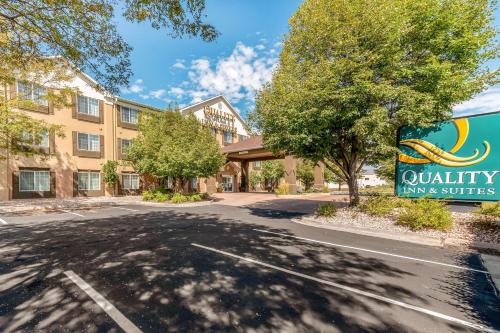 Quality Inn & Suites University Fort Collins - main image