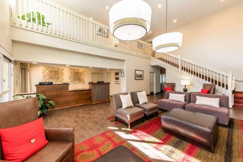 Quality Inn & Suites University Fort Collins - image 3