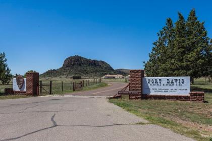 Fort Davis Inn & RV Park - image 11