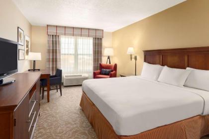 Country Inn & Suites by Radisson Fort Dodge IA - image 11