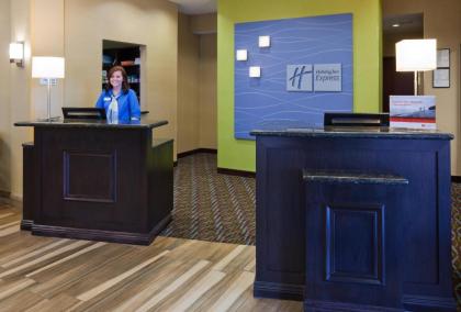 Holiday Inn Express & Suites Fort Dodge an IHG Hotel - image 11