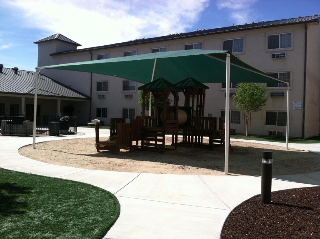 Landmark Inn Fort Irwin - image 7