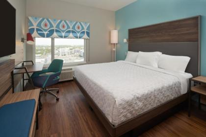 Tru By Hilton Fort Lauderdale Downtown-Flagler Village - image 4