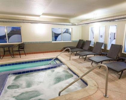 Comfort Inn Fort Morgan - image 10