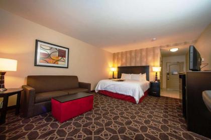 Hampton Inn Fort Morgan - image 2