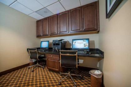 Hampton Inn Fort Morgan - image 8