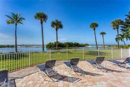 Sun Caper 208 Sleeps 6 Gulf Front 2 Bedrooms Elevator Heated Pool - image 4