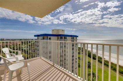 Estero Beach  tennis 1204A 1 Bedroom Heated Pool Sleeps 4 Elevator Fort myers Beach Florida