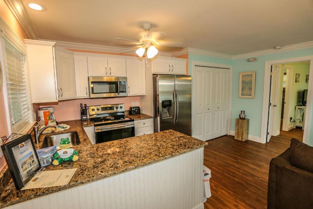 203 Fairweather Villa B - image 2