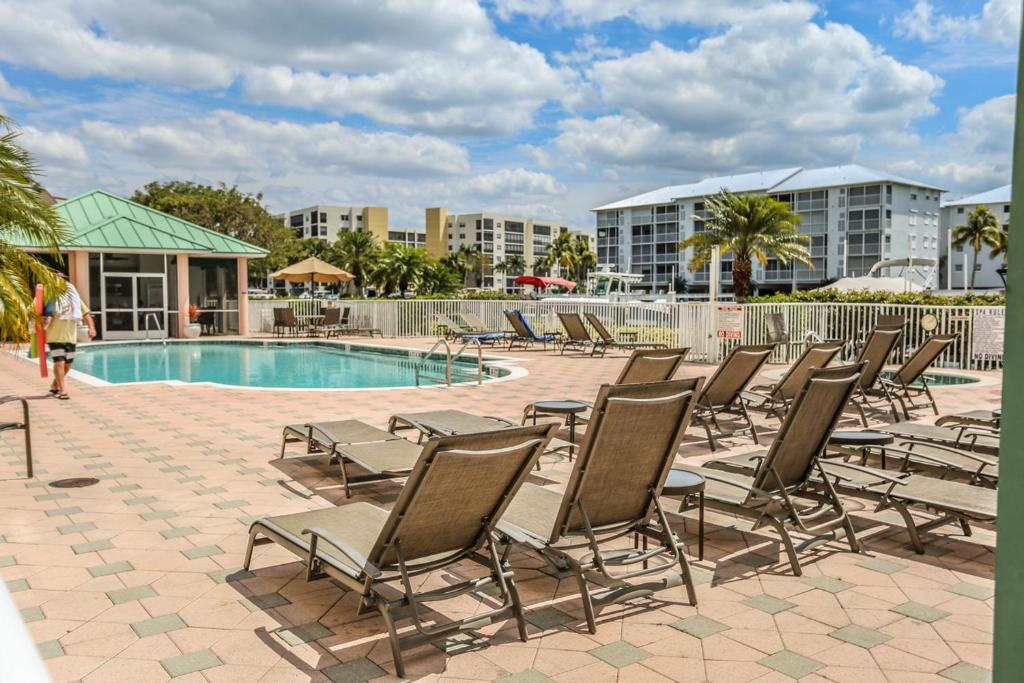 Palm Harbor Club 304 - image 3