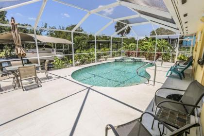 105 Tropical Shore Way - image 2