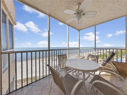 Estero Island Beach Villas 706 2 BR Penthouse Gulf Front Pool Sleeps 6 - image 5