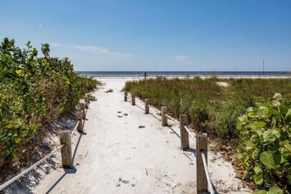 Polynesian Village 11 Sleeps 3 Studio Beach View Fort myers Beach Florida