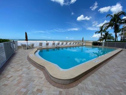 Estero Beach Club East #15 - image 9