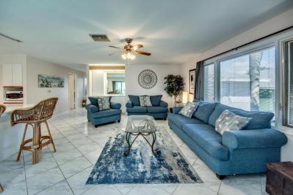 8305 Estero Boulevard - image 16