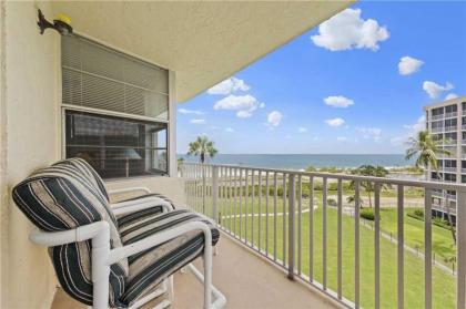 Estero Beach  tennis 507A 1 BR Sleeps 4 Heated Pool Elevator