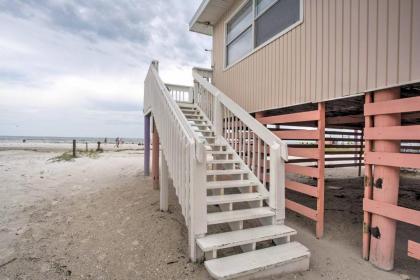 Fort Myers Beach House with Private Deck and Gulf Views - image 18