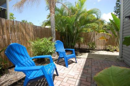 New To The Market Fresh Florida Coastal Designer Renovation Steps to the Beach Awaits You! - image 16