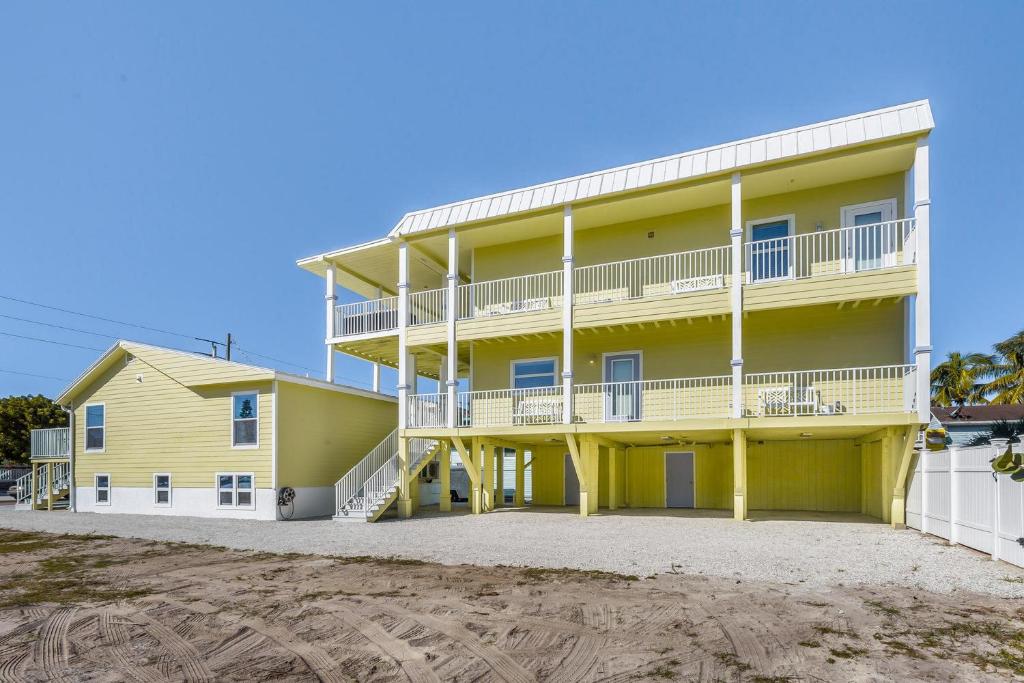 2633 Estero Blvd Duplex by Coastal Vacation Properties - image 5