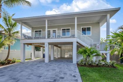 246 Delmar Ave by Coastal Vacation Properties Florida