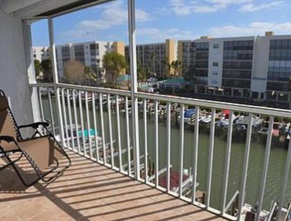 Royal Pelican #312 by Coastal Vacation Properties - image 16