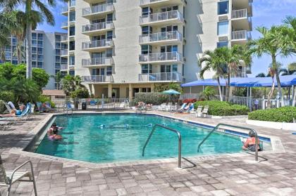 Estero Beach Couples Retreat with Pool Access! - image 2