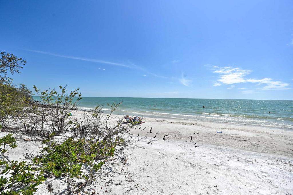 Estero Beach Couples Retreat with Pool Access! - image 3