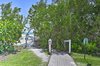 Estero Beach Couples Retreat with Pool Access! - image 8