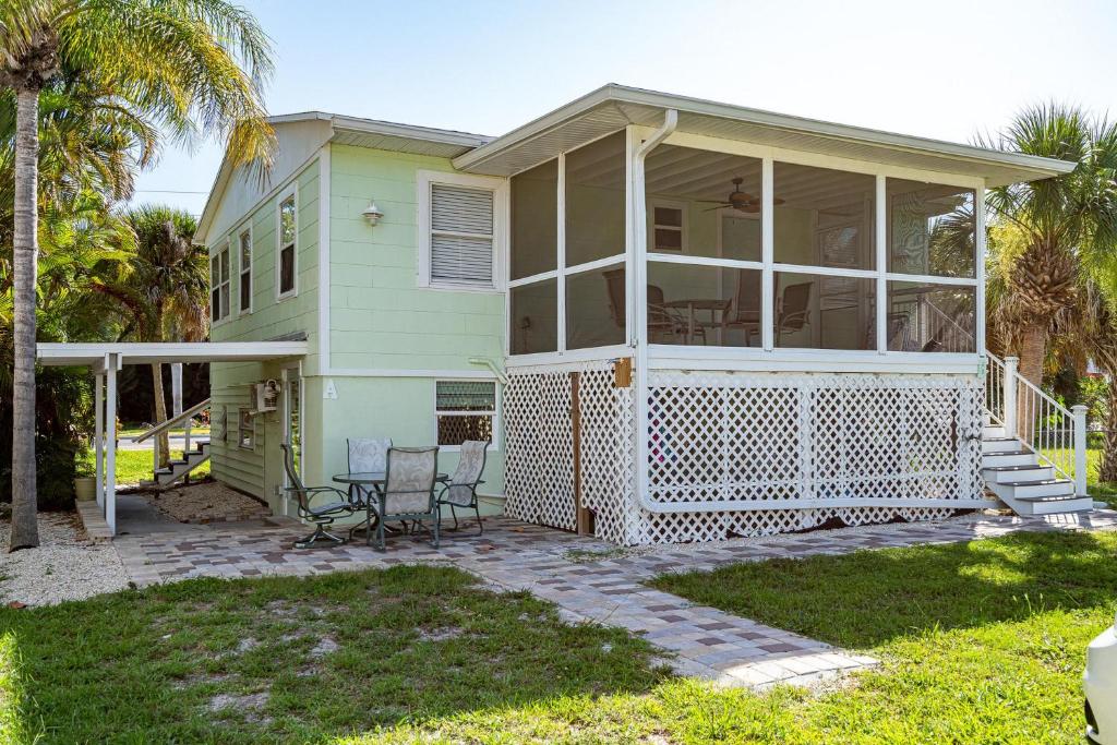 6050 Estero Blvd by Coastal Vacation Properties - main image