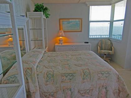 Estero Beach & Tennis 1103B by Kathy Nesbit Vacations - image 10