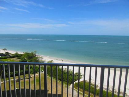 Estero Beach & Tennis 1103B by Kathy Nesbit Vacations - image 4