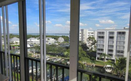 Hibiscus Pointe 564 by Kathy Nesbit Vacations - image 6