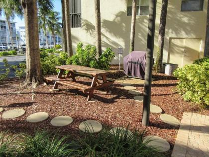 Hibiscus Pointe 564 by Kathy Nesbit Vacations - image 9