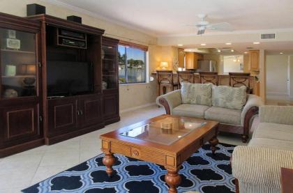 Harbour Pointe North 127 by Kathy Nesbit Vacations - image 17