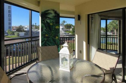 Harbour Pointe North 127 by Kathy Nesbit Vacations - image 4