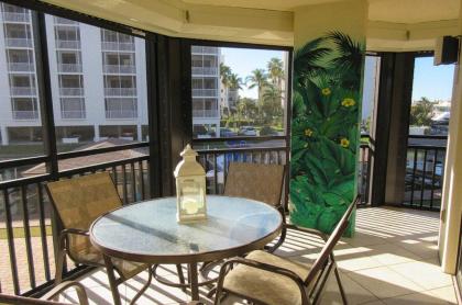 Harbour Pointe North 127 by Kathy Nesbit Vacations - image 8