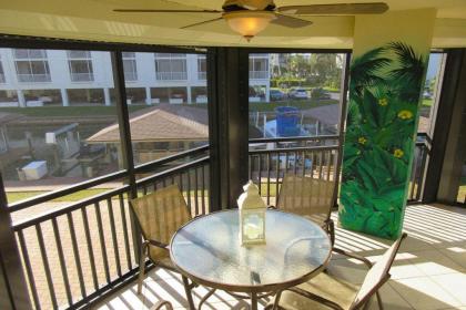 Harbour Pointe North 127 by Kathy Nesbit Vacations - image 9