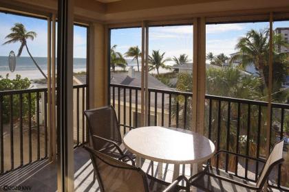 Estero Sands 202 by Kathy Nesbit Vacations - image 8