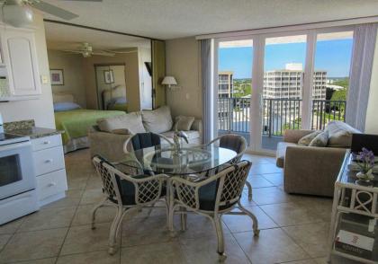 Estero Beach  tennis 801A by Kathy Nesbit Vacations