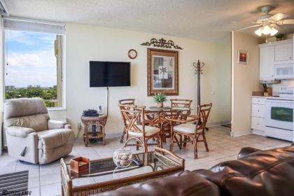 Estero Beach & Tennis 505B by Kathy Nesbit Vacations - image 18