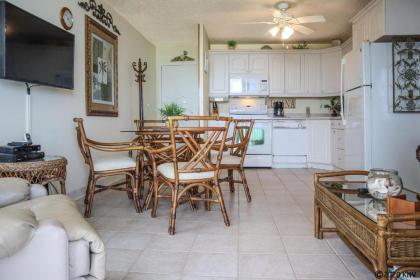 Estero Beach & Tennis 505B by Kathy Nesbit Vacations - image 9