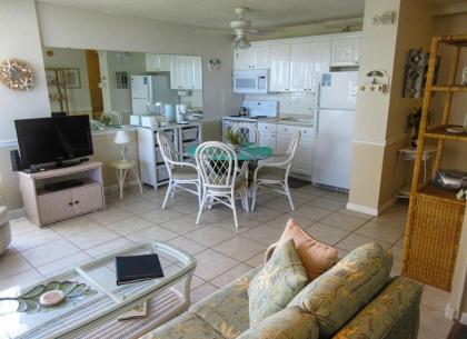 Estero Beach & Tennis 307A by Kathy Nesbit Vacations - image 15