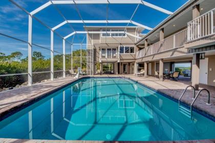 21381 Widgeon Terrace - Beautiful Compound on Peninsula w Large Pool - image 10