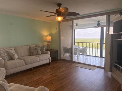 Ocean Harbor #1201B - Spacious Luxury Condo Surrounded with Stunning Views - image 6