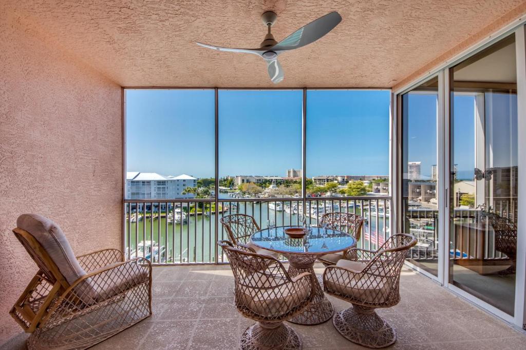 Palm Harbor #503 - Island Condo Overlooking Marina - main image