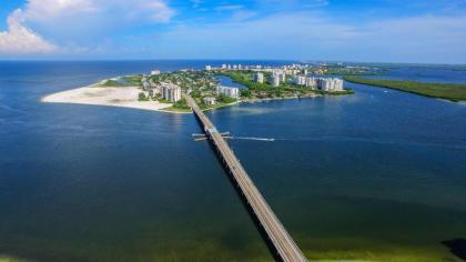 Palm Harbor #503 - Island Condo Overlooking Marina - image 4