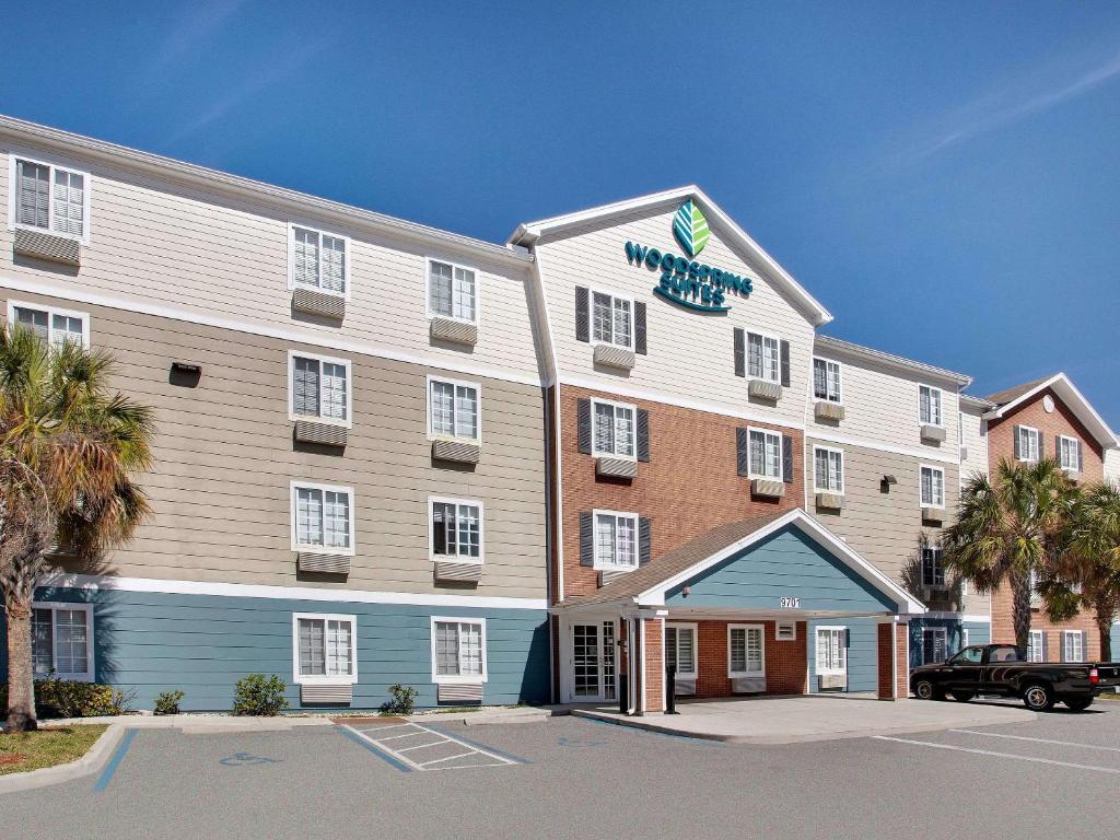 WoodSpring Suites Fort Myers Northeast - main image