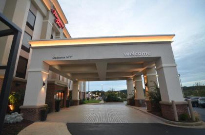 Hampton Inn Fort Payne - image 9