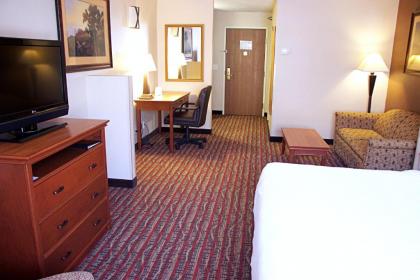 Holiday Inn Express Hotel & Suites Pierre-Fort Pierre an IHG Hotel - image 13